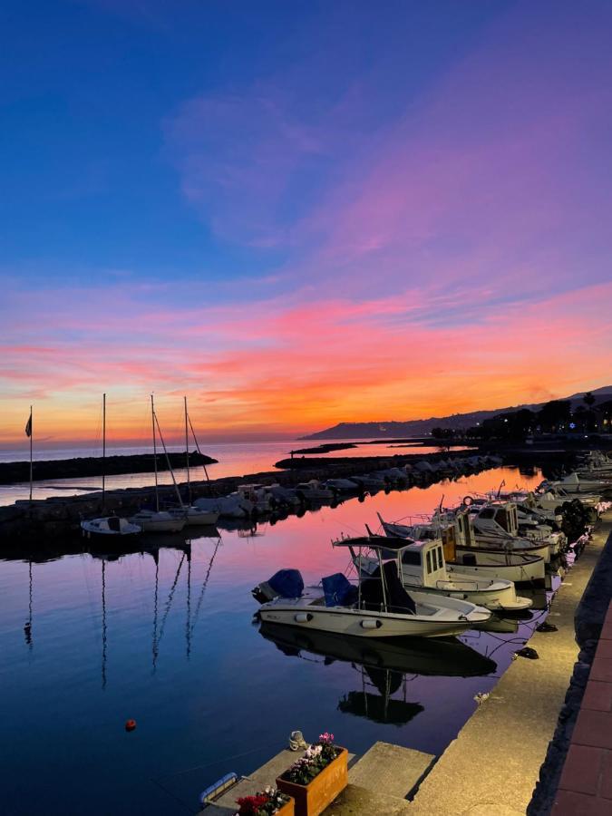 Ferienwohnung Bistrot Del Mare Santo Stefano al Mare Exterior foto
