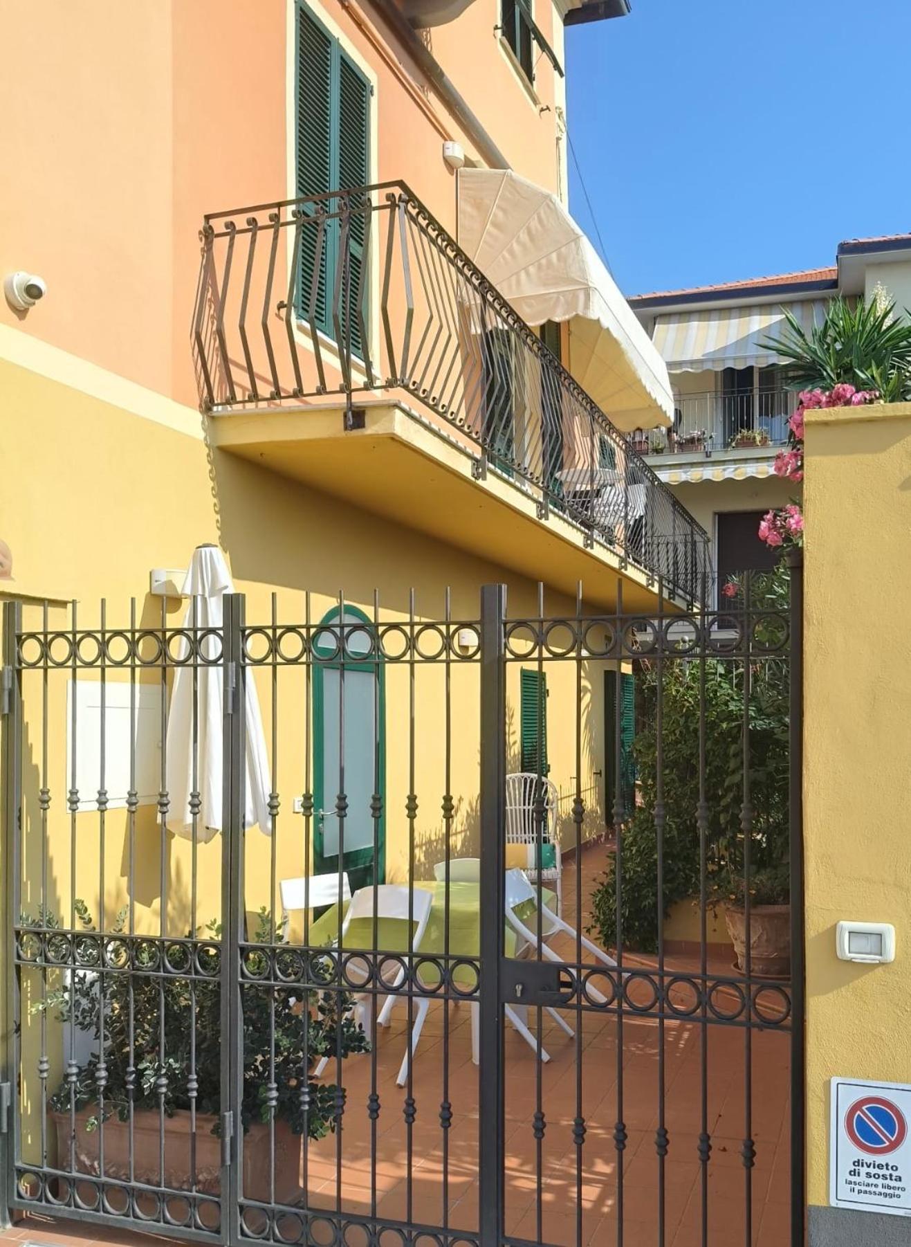 Ferienwohnung Bistrot Del Mare Santo Stefano al Mare Exterior foto